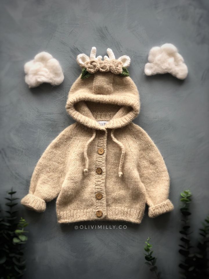 Deer Cardigan Beige